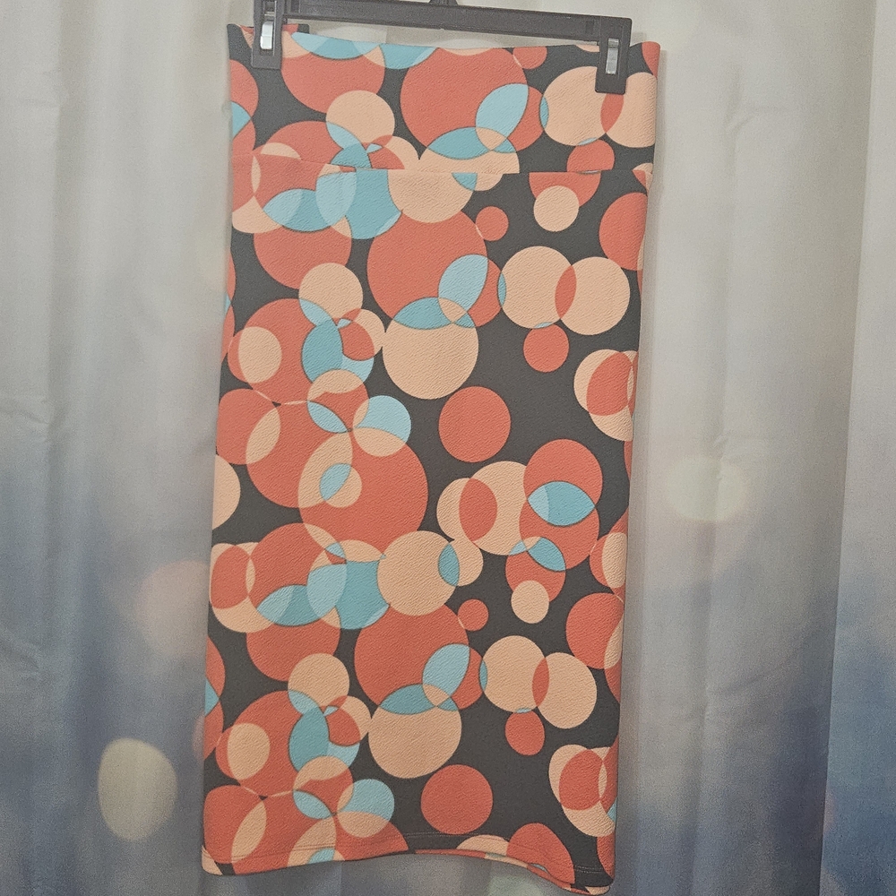 LuLaRoe Pencil Skirt with Circular Design 3x